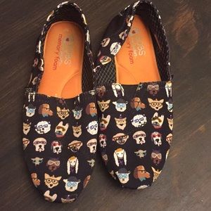 Bob’s Skechers shoes - size 8.5